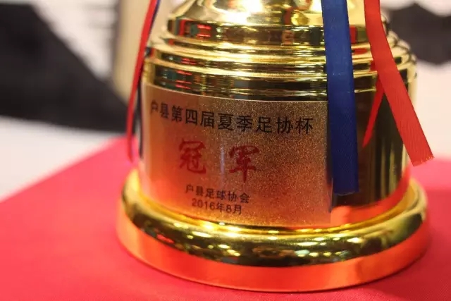 马纳法谈踢左后卫：刚踢球时踢过这个位置，不是很别扭、陌生